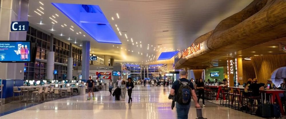 Frontier Airlines IAH Terminal