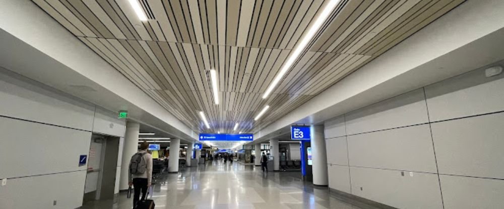 WestJet Airlines PHX Terminal